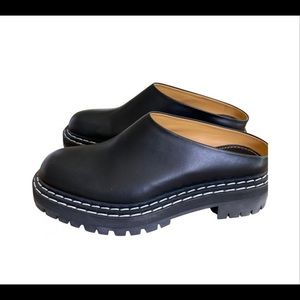 SOLD ON DIFFERENT APP